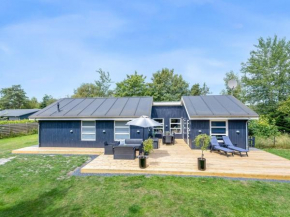 Holiday Home Binta - 800m from the sea by Interhome, Bogø By